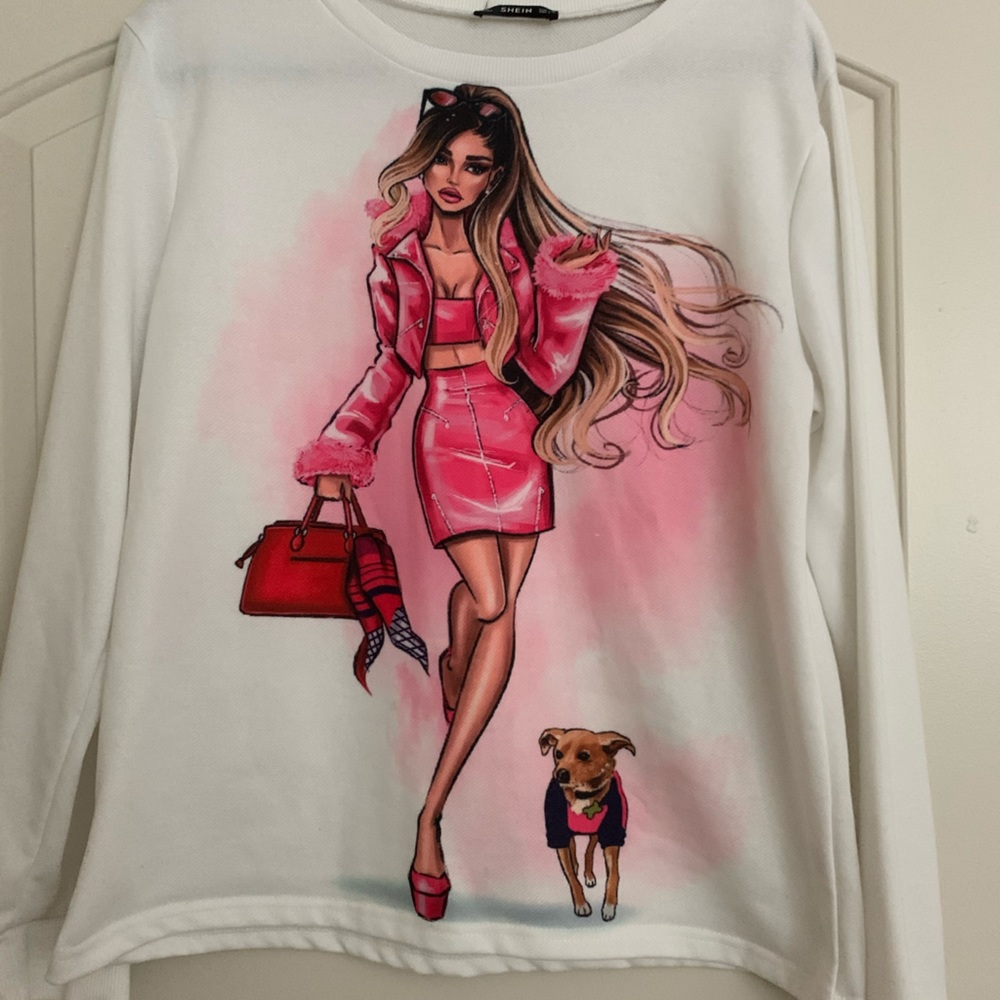 Ariana grande sweater